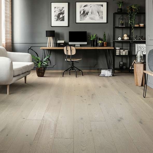 blog_190_roomwithlighthardwoodfloors