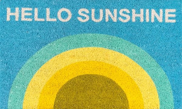 blog_182_novogratzalohaalohellosunshinerug